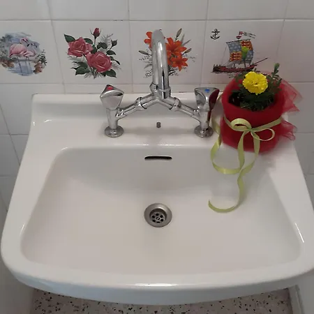 בית הארחה Epic דלפי