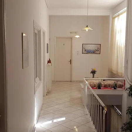 בית הארחה Epic דלפי